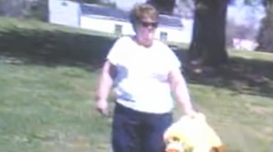 Woman turns herself in for stealing toy from baby's grave