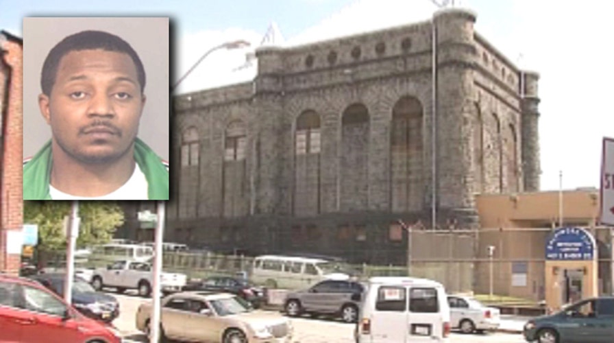 Gang leader accused of impregnating four prison guards