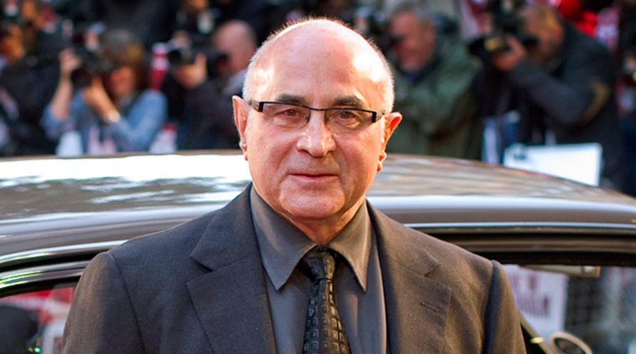 Bob Hoskins dies at 71