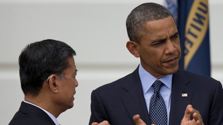 President sending wrong signal by sticking with Shinseki?