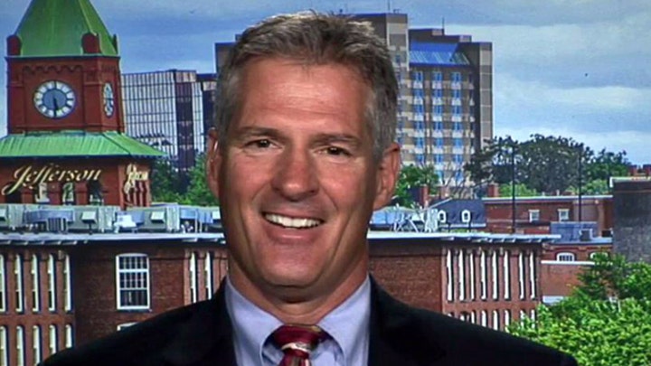 Scott Brown on giving veterans vouchers for private care