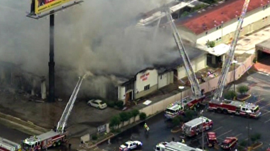 5-alarm fire kills 4 firefighters in Houston