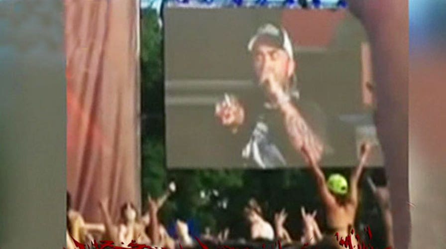 Rocker berates fans for groping young female crowd-surfer