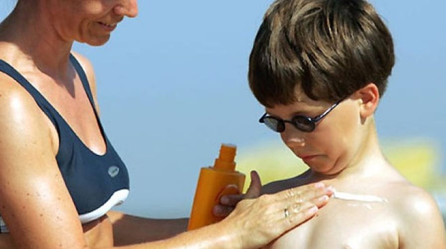 School bans sunscreen, student gets sunburned