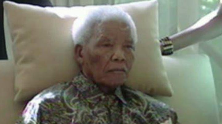 Nelson Mandela in hospital battling lung infection