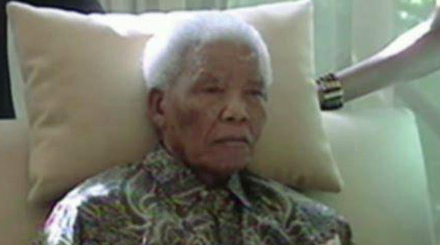 Nelson Mandela in hospital battling lung infection