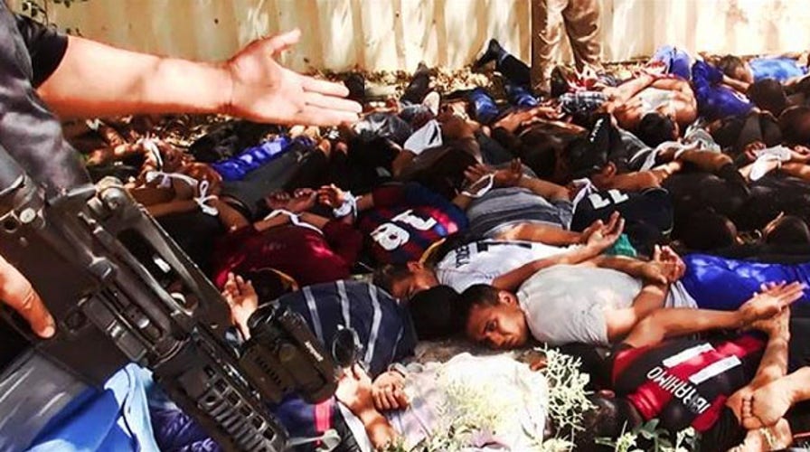 Militants continue to push towards Baghdad