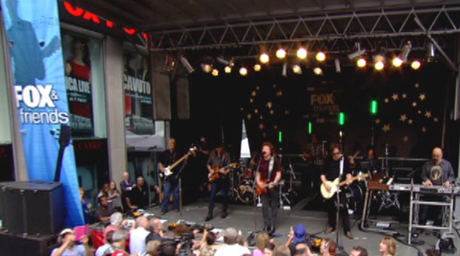 The Doobie Brothers perform 'World Gone Crazy'