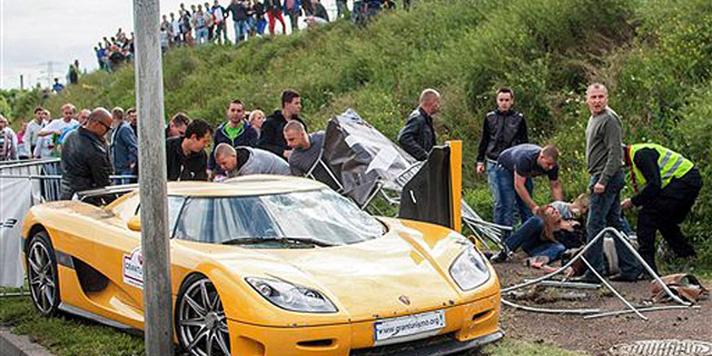 Car crashes into spectators at show in Poland Fox News Video