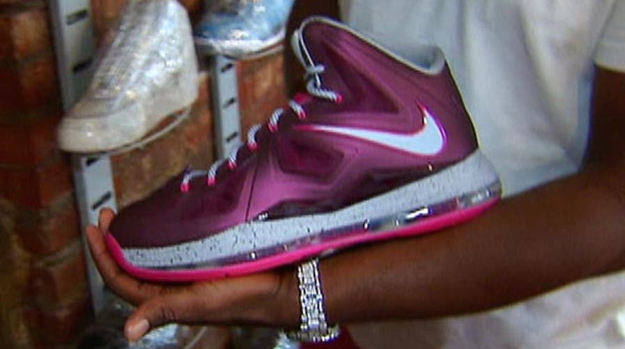 'Sneaker'-preneur opens first athletic shoe pawn shop