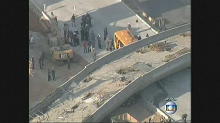 Overpass collapses in Brazil
