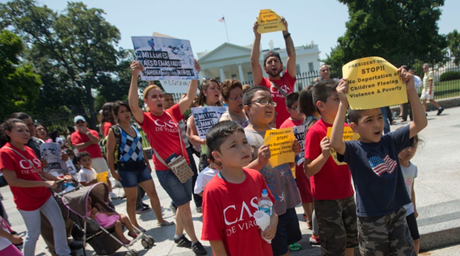 Lawmaker slams lack of access to immigration centers