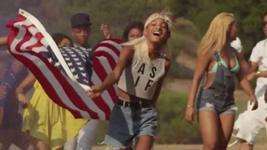 Is Willow Smith S Summer Fling Too Mature For A 12 Year Old Fox News