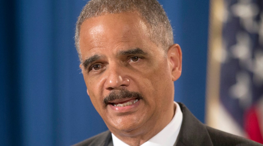 Mainstream media giving Holder a pass on IRS investigation?