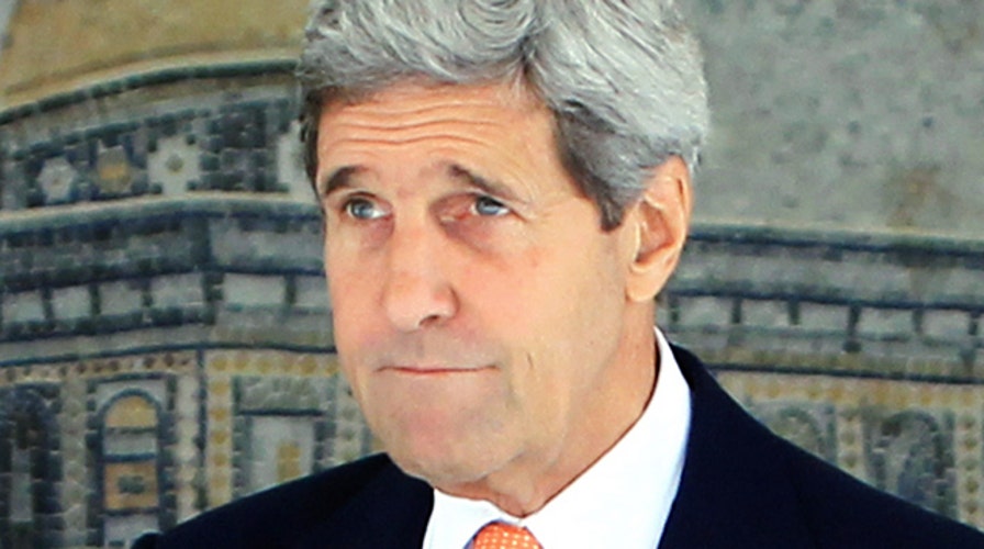Kerry flies to Israel to push for truce amid FAA flight ban