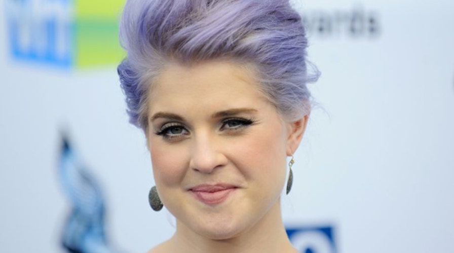 Did Kelly live in filth?