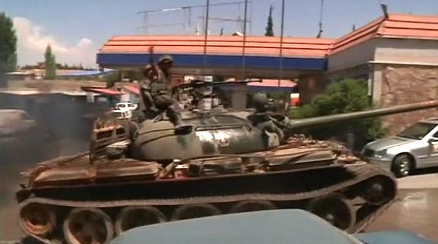 ISIS, Lebanese forces battle in Syria border town