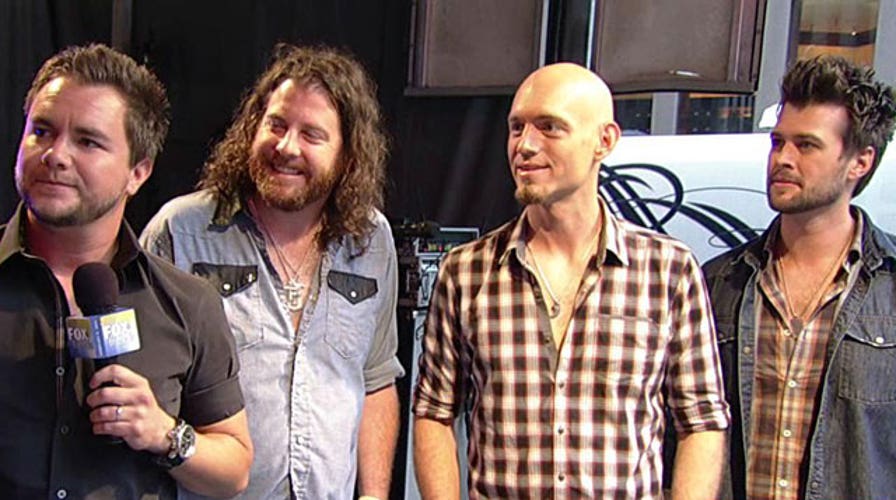 Eli Young Band performs 'Drunk Last Night'