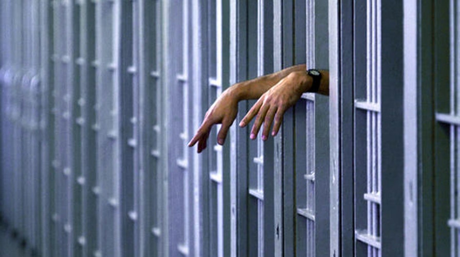 Should certain drug dealers, users get lighter sentences?