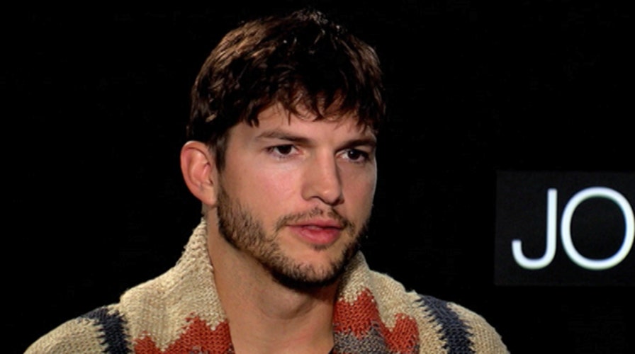In the FOXlight: Ashton Kutcher and Josh Gad on 'Jobs'
