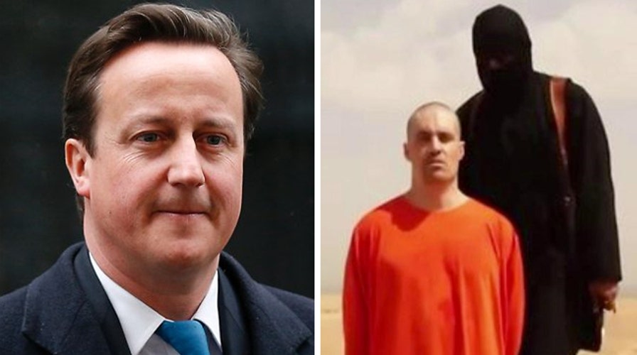 US and UK agents work to ID executioner in beheading video