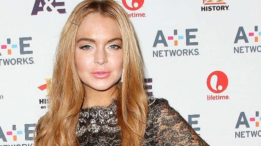 Lindsay Lohan's credit card declined in bar?