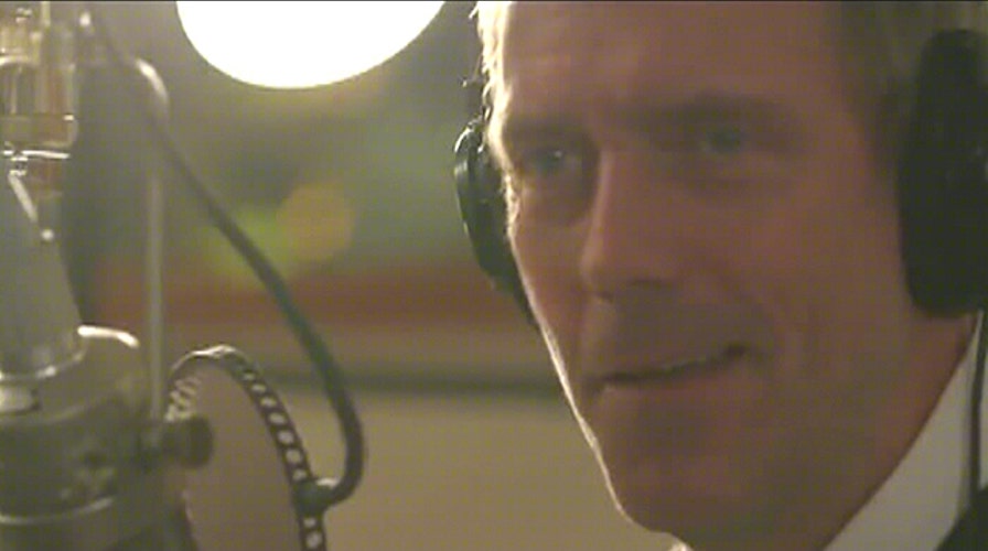 Hugh Laurie sings the blues