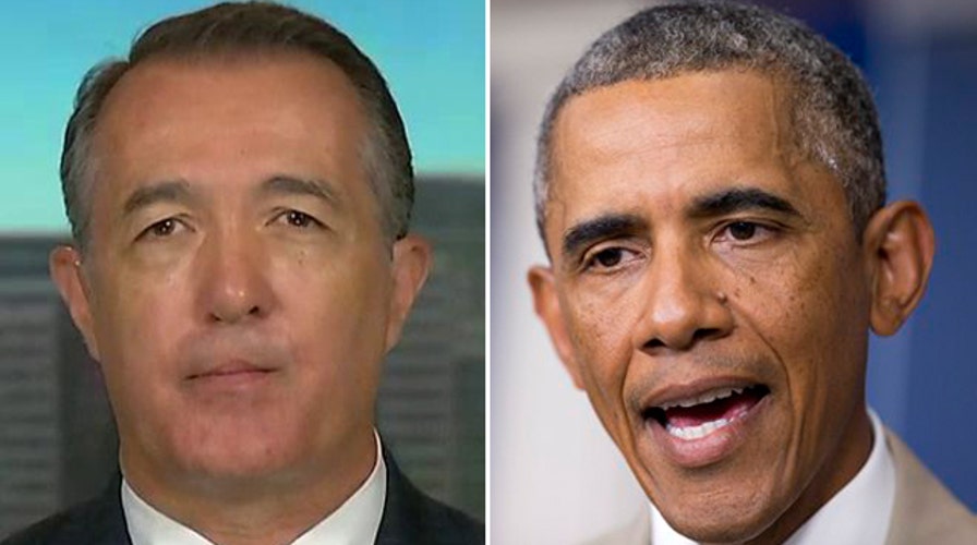 Reports: Obama may delay immigration decision