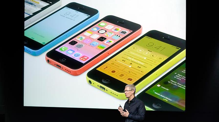 Are the iPhone 5S and 5C worth picking up?