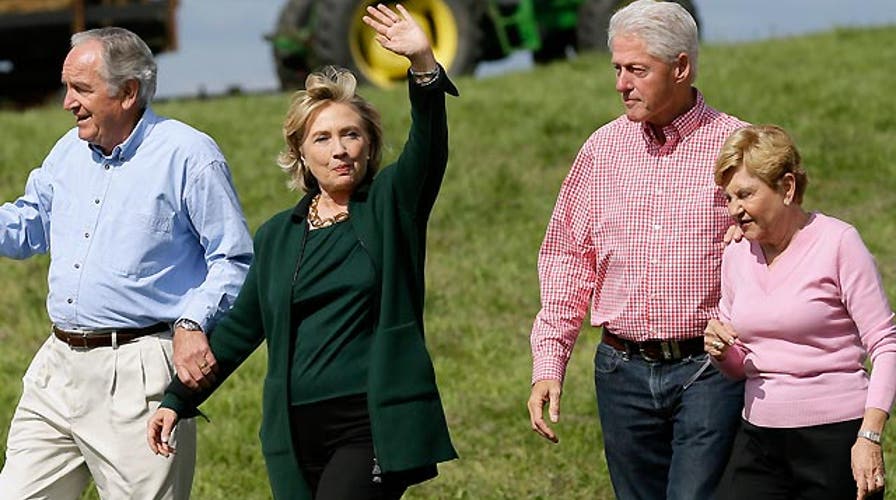 Hillary Clinton makes an appearance in Iowa