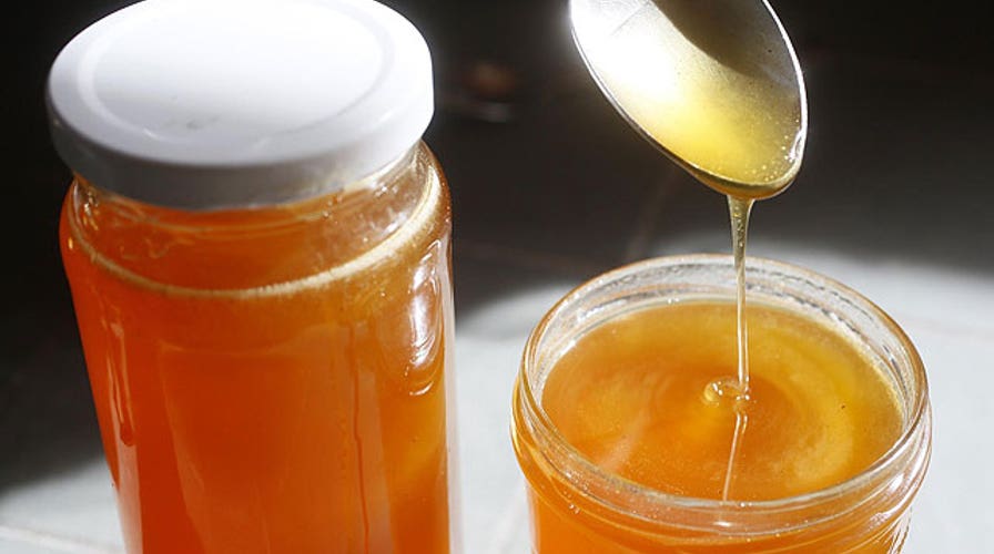 5 natural ways to soothe a sore throat