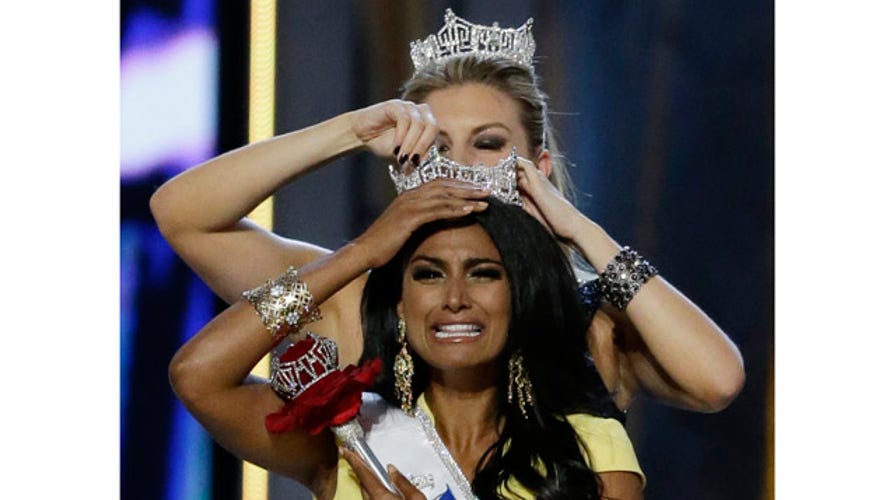 Miss America crowned, Twitter reacts