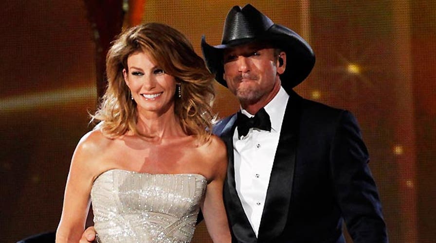 Tim McGraw & Faith Hill are a hit