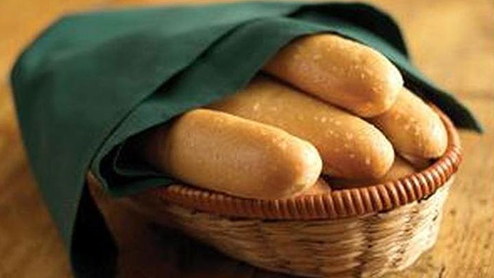What makes Olive Garden breadsticks so good?