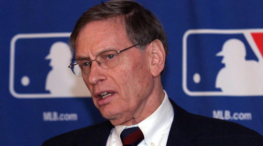 Bud Selig to step down as MLB commissioner 