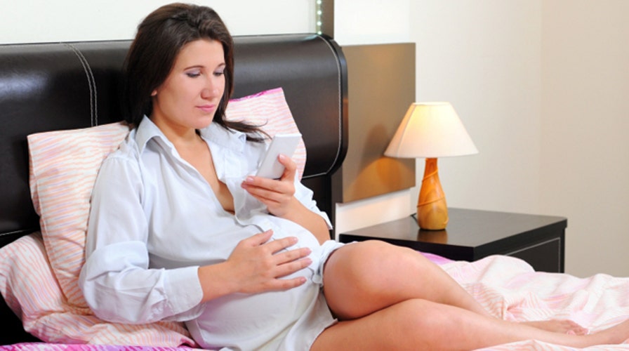 Easing pregnancy anxiety with technology