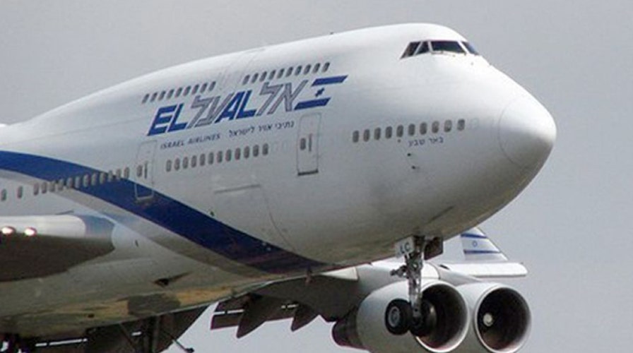 Orthodox Jews delay flight after refusing to sit near women