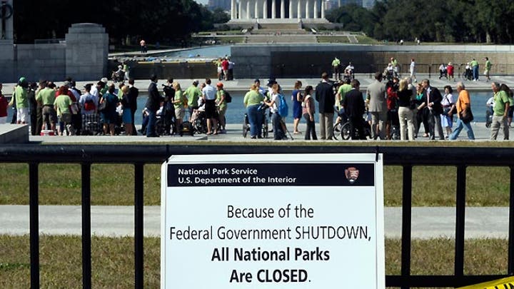 WWII vets refuse to be denied access to memorial in DC