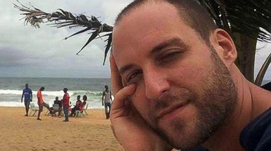 Cameraman infected with Ebola to arrive in US for treatment