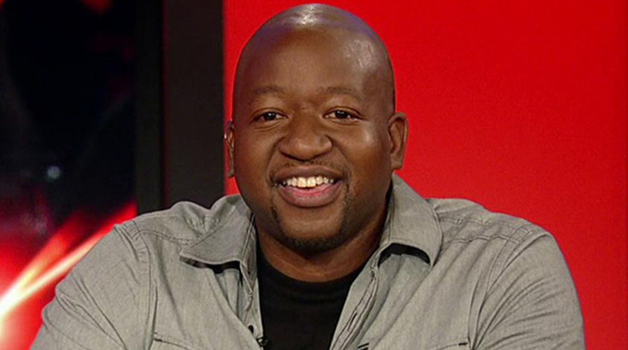 Sherrod Small gets hosting tips for 'Red Eye'