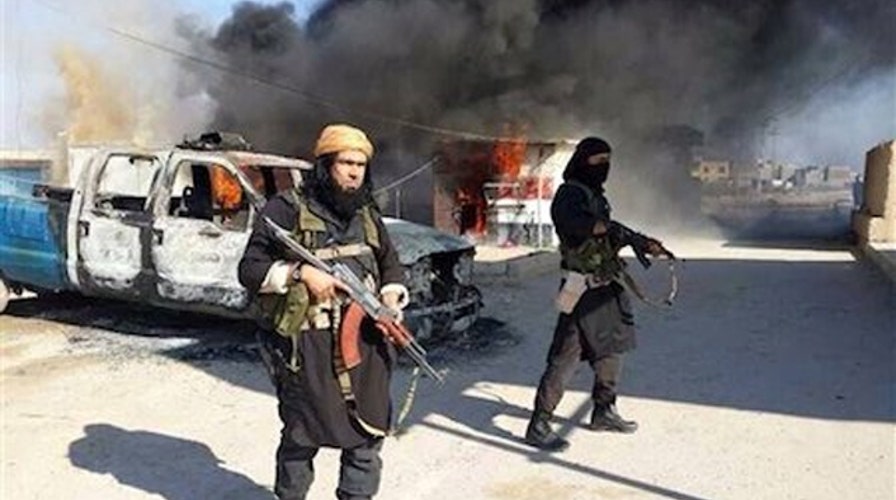 ISIS gains ground despite U.S. airstrikes