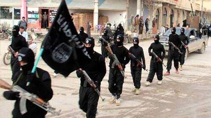 US strategy failing as ISIS militants march on