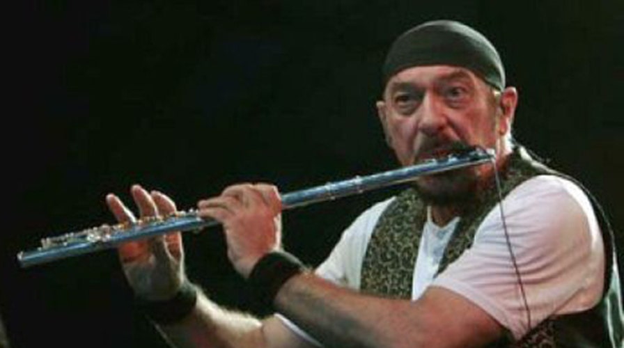 Ian Anderson takes performance piece on the road