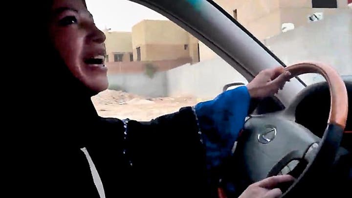 Saudi Arabian women protest 'illegal driving'