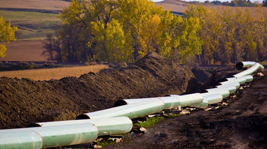 Why is the White House delaying Keystone XL decision?