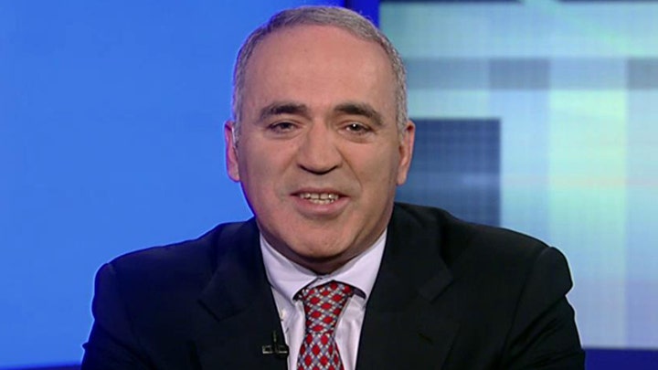 Kasparov: Obama not standing up to Putin like he should