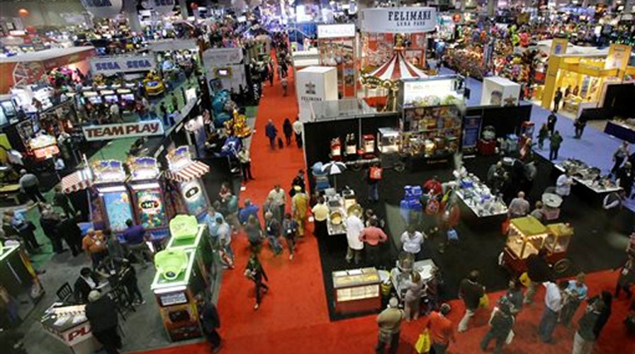 Amusement park expo previews new thrills for 2015
