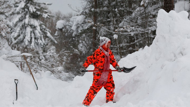 Epic snowfall triggers flooding fears in New York