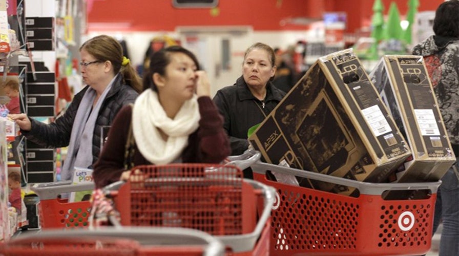 Push to ban stores from opening before 9pm on Thanksgiving