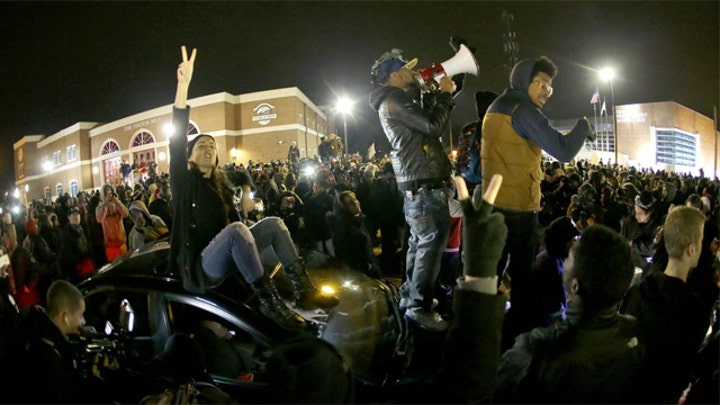 In face of Ferguson unrest, does nation need more unifiers?
